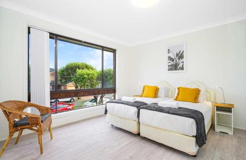 Liverpool House | Liverpool Oasis 5BR Home for Groups and Families