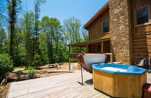 Gnaw Bone House | Livin The Dream