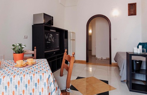 Aradeo Apartment | Living Suite