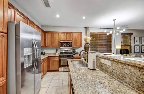 Tramonto House | Living the dream! Gated w/FREE Private Heated Pool