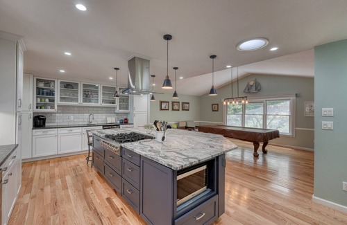 Hiawassee House | Living The Dream lovely 5/4 with fireplace, dock, firepit with 9 rockers