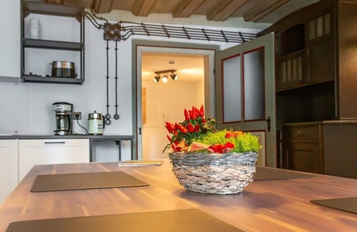 Huefingen Apartment | living Timeless Black Forest Moments with Sauna