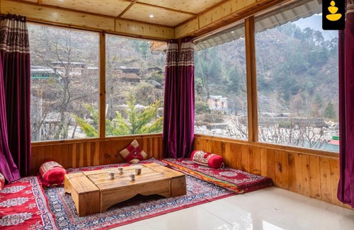 Banjar Resort | LivingStone Village Stay Tirthan Valley