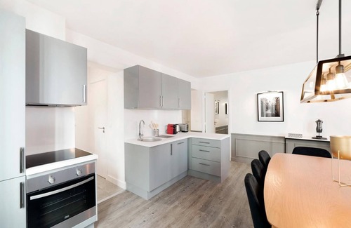 Arts-et-Metiers Apartment | LivinParis | Luxury 3 Bedrooms Le Marais II