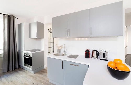 Arts-et-Metiers Apartment | LivinParis | Luxury 3 Bedrooms Le Marais II