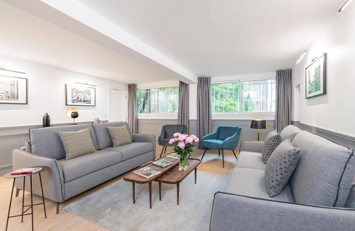 Ternes Apartment | LivinParis | Luxury 3 Bedrooms Arc de Triomphe
