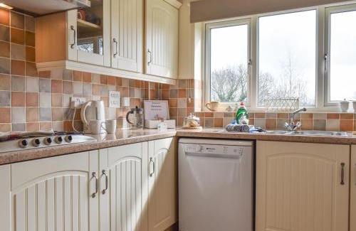 Westleigh House | Llamedos