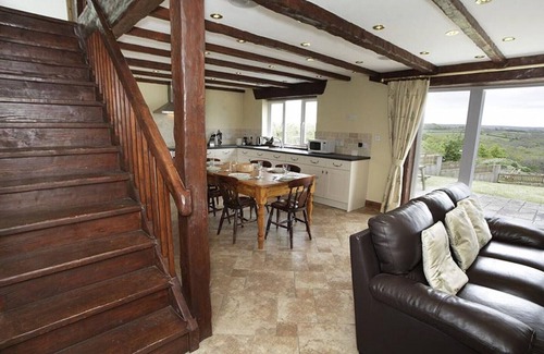 Llanrhidian House | Llanelen Farm, Sleeps 6
