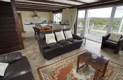 Llanrhidian House | Llanelen Farm, Sleeps 6