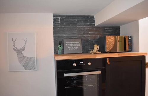 Llansteffan Cottage | Llansteffan 2-Bed Cottage, Sleeps 4, Dog Ok