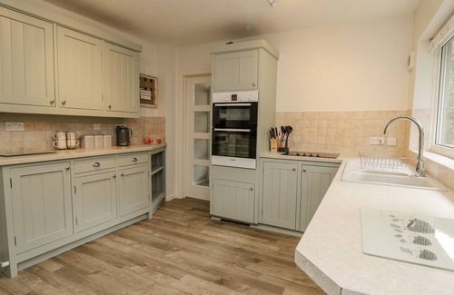 Dolgellau Cottage | LLEIFIOR, pet friendly, country holiday cottage in Dolgellau