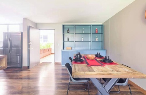 Zona Rosa Apartment | Lleras Park 202 Medellín Fun-business-pleasure