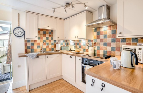 Trecastle House | Llety-Cariad - Two Bedroom House, Sleeps 4