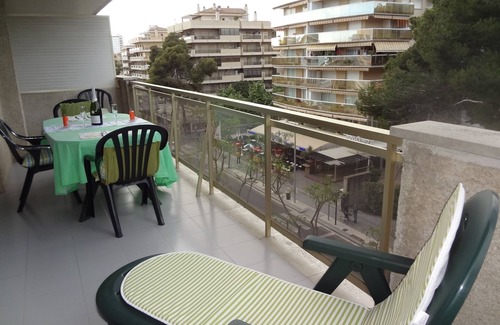 Salou City Centre Apartment | Llevant beach apartment in Salou