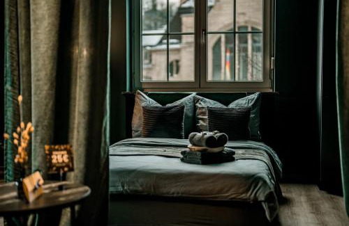 Sued Apartment | LLR Design Apartment - Emerald Green im Zentrum von Koblenz