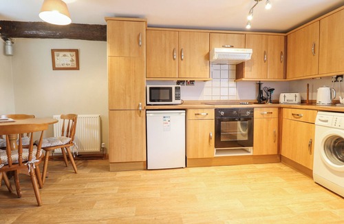 Gwynedd- Snowdonia Cottage | LLYS-Y-WENNOL, pet friendly, character holiday cottage in Penmachno