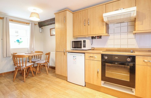 Gwynedd- Snowdonia Cottage | LLYS-Y-WENNOL, pet friendly, character holiday cottage in Penmachno