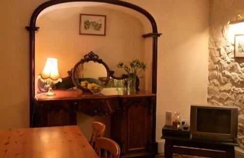 Llys Y Fran Other | Llysyfran Farm B&B