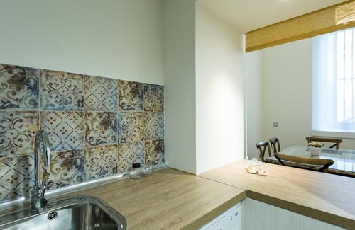 Santa Catalina Apartment | LN2 2BD+2BTH Shared terrace with pool + Wheel Chair Friendly apartment