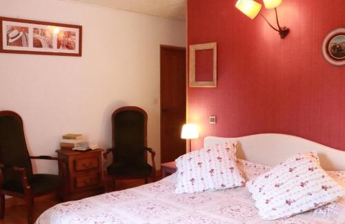 Suze-la-Rousse Bed & Breakfast | Lo Rastelié