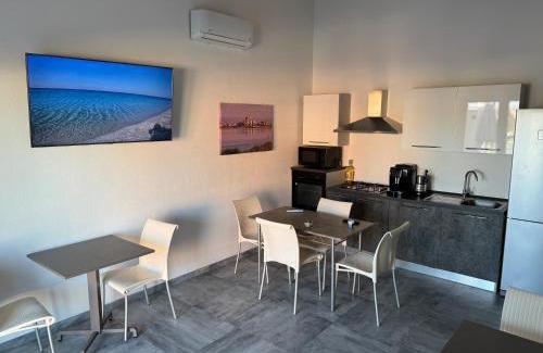 Cabras Bed & Breakfast | Lo Scrigno B&B