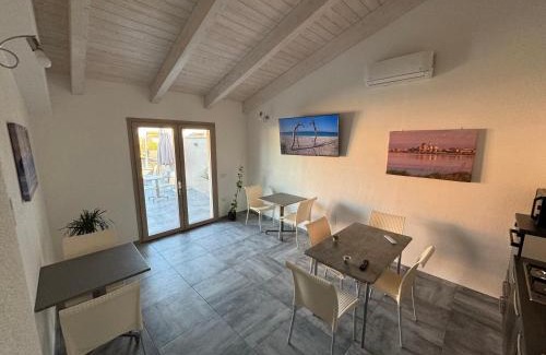 Cabras Bed & Breakfast | Lo Scrigno B&B