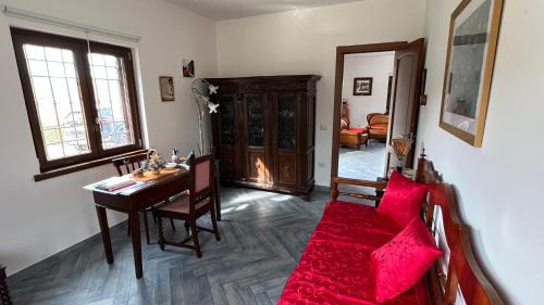 Lioni Apartment | Lo Specchio di Alice