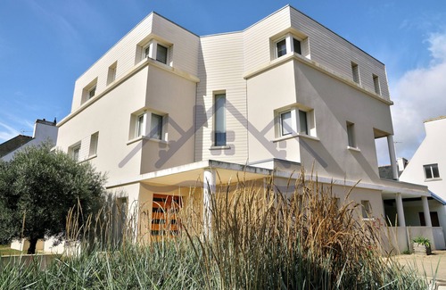 Guilvinec Apartment | Localise - La Villa Blanche - L'iroise