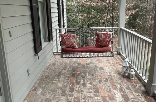 Augusta House | Located 3.3 miles from Masters!