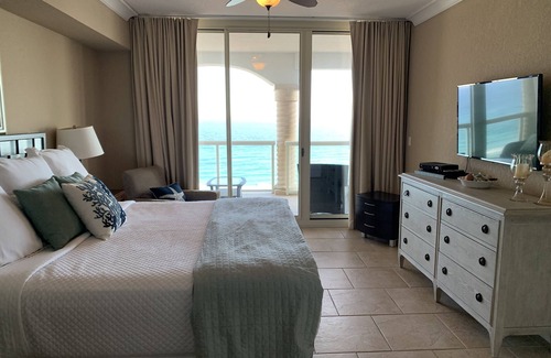 Pensacola Beach Bed & Breakfast | Located high enough to have a beautiful view, low enough to hear the waves!