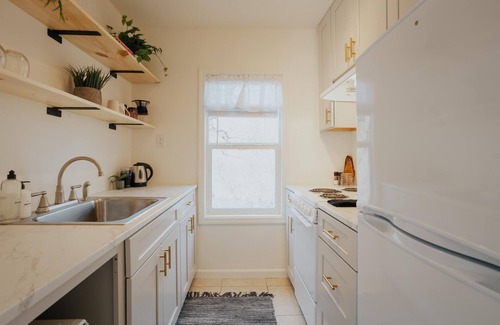 Gold Hill Apartment | Located in a scenic area perfect for travelers along I-5. You are right by the Rogue River, offering stunning views and tranquility, yet conveniently positioned for easy travel access.
