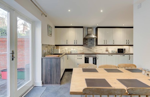 Harwich House | Located in the Centre of Old Harwich , metres away from beach and river.