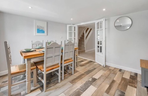 St. Newlyn East Cottage | Located in the quiet village of St Newlyn East on the outskirts of the bustling seaside town of Newq