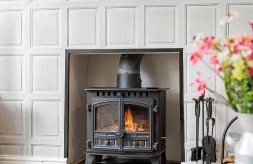 St. Newlyn East Cottage | Located in the quiet village of St Newlyn East on the outskirts of the bustling seaside town of Newq