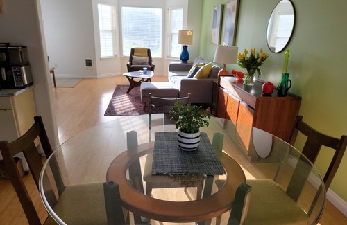 Redmond House | Located in the heart of Central Oregon