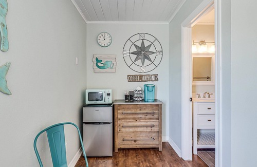 Rockport Cottage | Located in town, walking distance to marina and festival grounds. Cottage 1