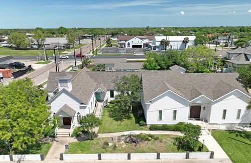 Rockport Cottage | Located in town, walking distance to marina and festival grounds. Cottage 1