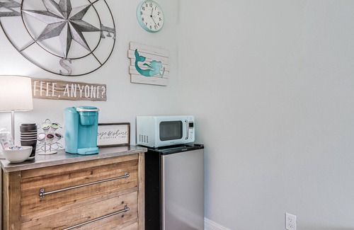Rockport Cottage | Located in town, walking distance to marina and festival grounds. Cottage 2