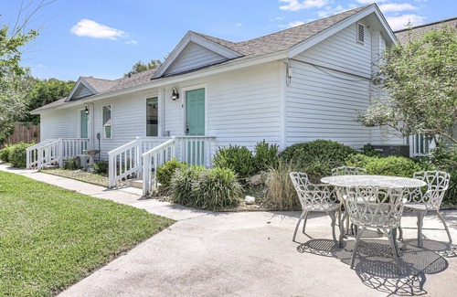 Rockport Cottage | Located in town, walking distance to marina and festival grounds. Cottage 4