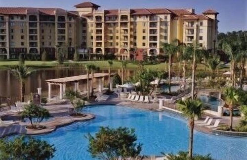 Golden Oak Condo | Located just minutes from Disney 2 bedroom