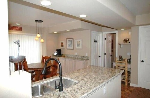 Estes Park House | Located on Estes Park 18 Hole Golf Course