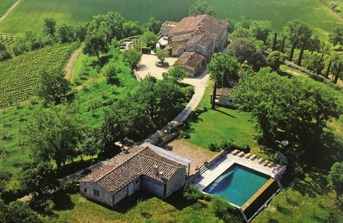 Colle di Val d'Elsa Villa | Located on a wine producing estate, this magnificent property has a 360 degree view on the surro.
