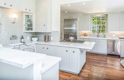 Pebble Beach House | Located on the legendary 18th hole of the famed Pebble Beach Golf Course.