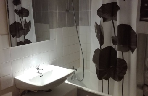 Bellevue Apartment | Located on the outskirts of Brest Center (3km from the train station, and from the center of Jaurès ,,,,,,,,)