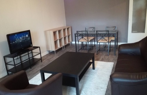 Bellevue Apartment | Located on the outskirts of Brest Center (3km from the train station, and from the center of Jaurès ,,,,,,,,)