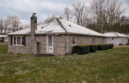 Dundee Cabin | Located on Waneta Lake in the Sylvan Beach Association.