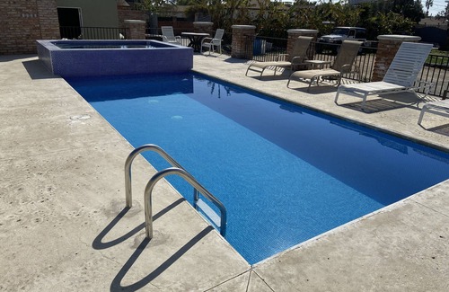 Centro Carretera House | Located one block from Rosarito Beach Hotel, beach, clubs, shops and more.