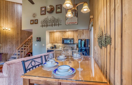 Century West Condo | Location and Privacy in Upper-Level Condo with Mt. Bachelor Village Amenities!