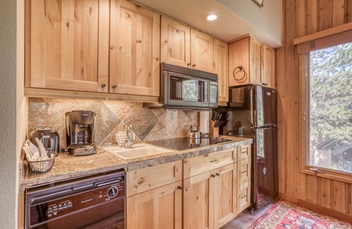 Century West Condo | Location and Privacy in Upper-Level Condo with Mt. Bachelor Village Amenities!