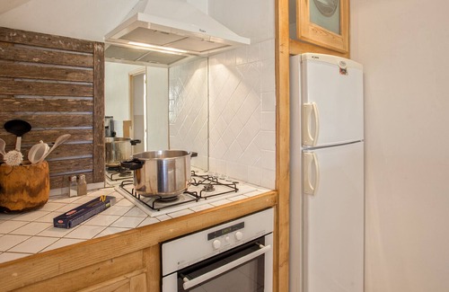 Calvi Apartment | location de vacances figuier avec jardin barbecue piscine chauffée à Calvi
